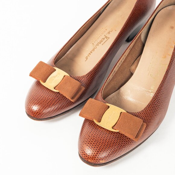 Salvatore Ferragamo Boutique Lillaz Tan Lizard-Embossed Bow Pumps - Picture 6 of 10